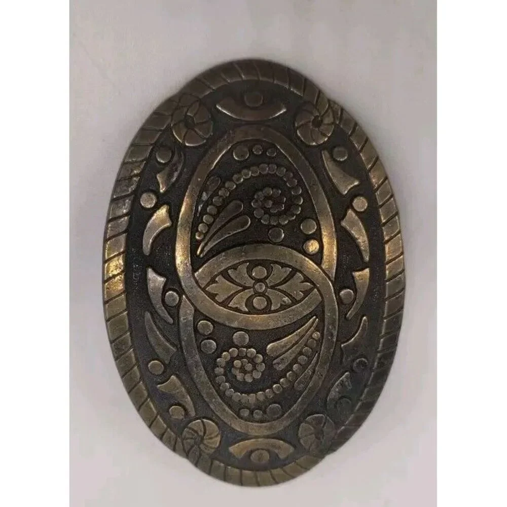 Vintage Oval Brass Belt Buckle, Gold Tone Tribal Pattern with Rope Frame